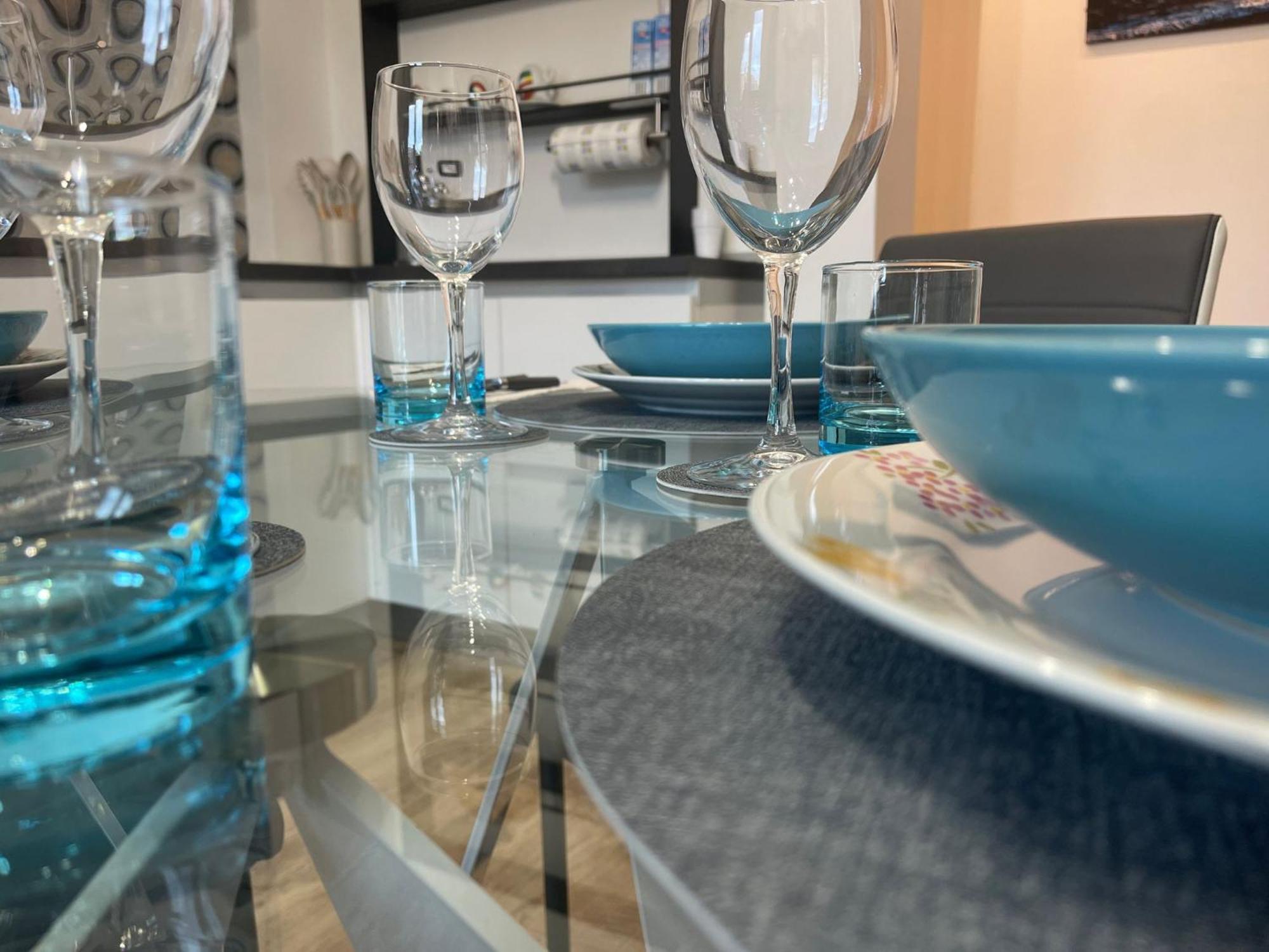 Ferienwohnung Lombardo'S Family - Free Private Parking 700M From The Station! La Spezia Exterior foto
